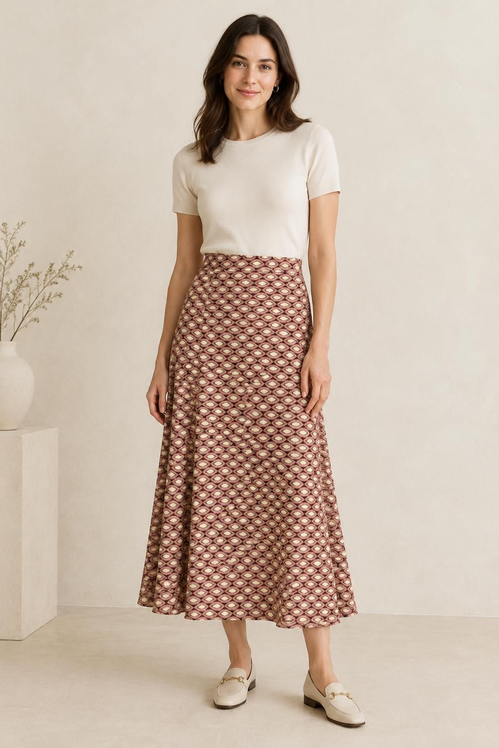 Inspiration La jupe avec le tissu Satin de coton, motif géométrique rétro à médaillons