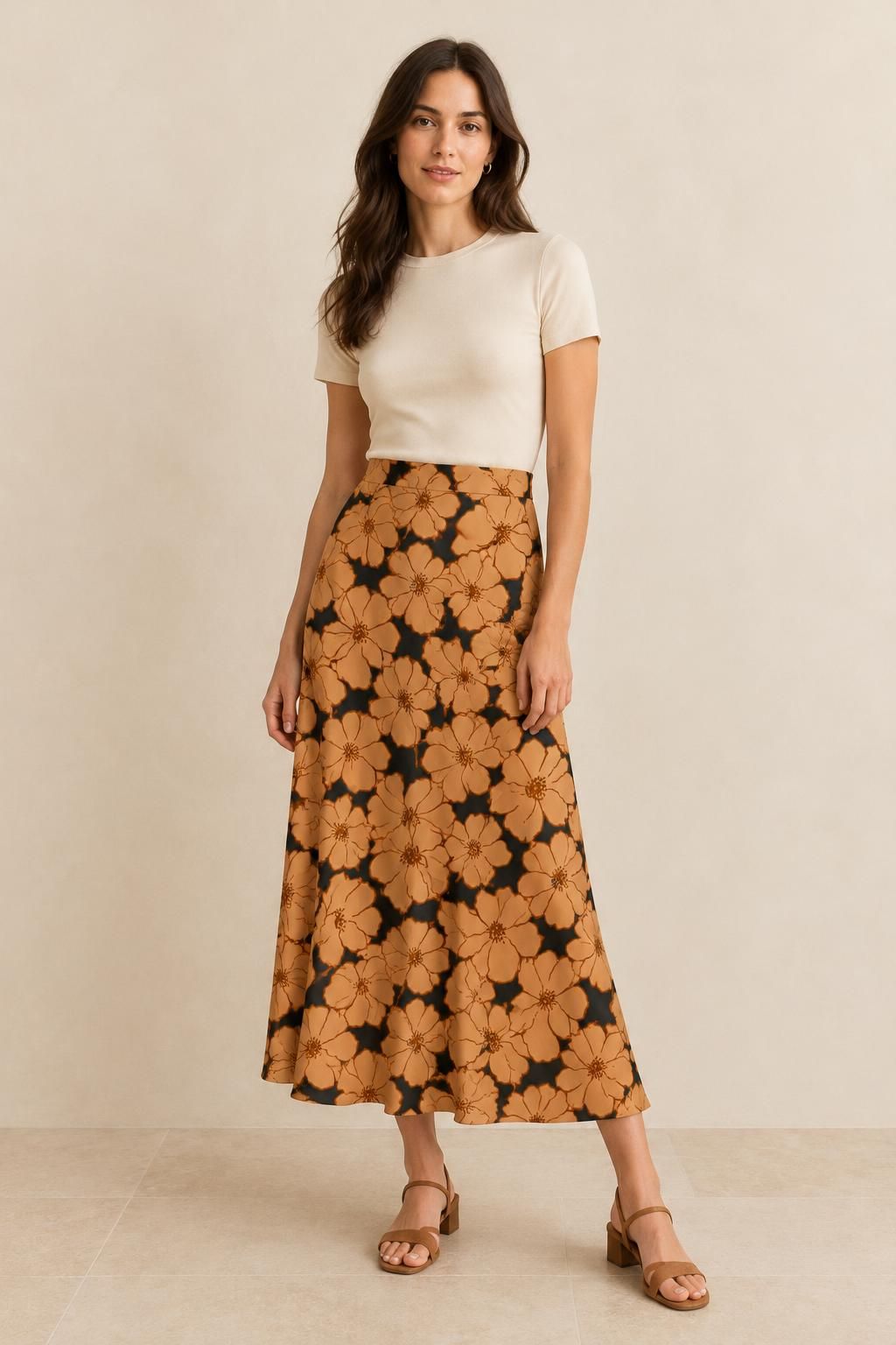 Inspiration La jupe avec le tissu Crêpe de viscose lourd, motif fleuri rétro orange et noir