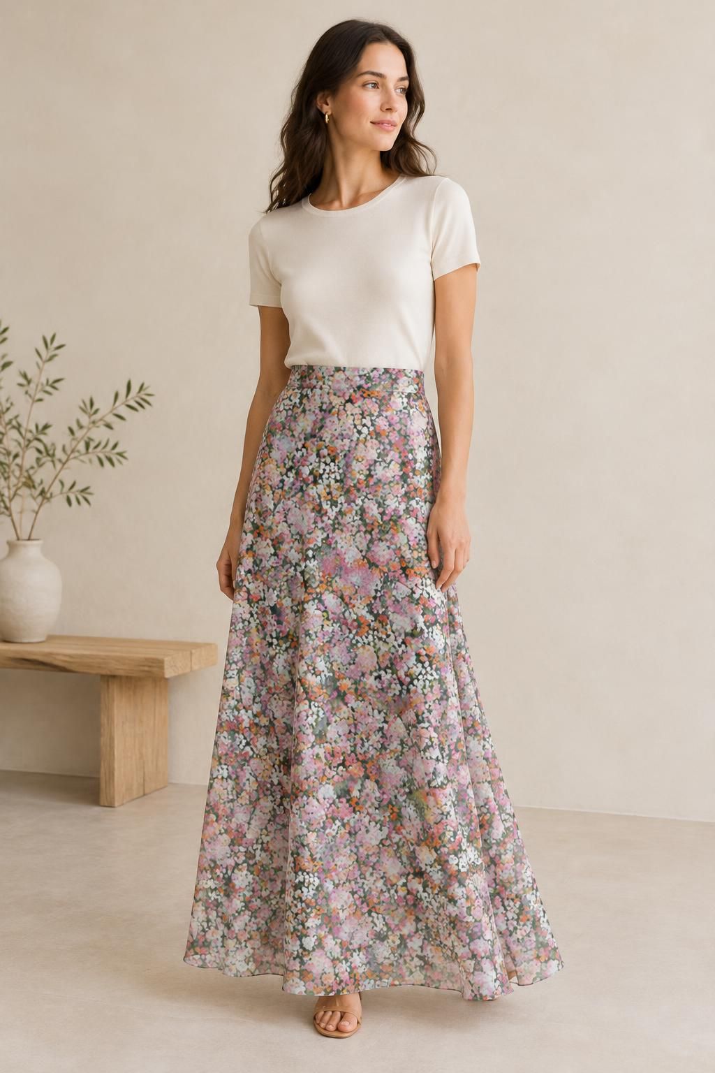 Inspiración La falda con el tejido Voile de algodón, estampado floral abstracto multicolor