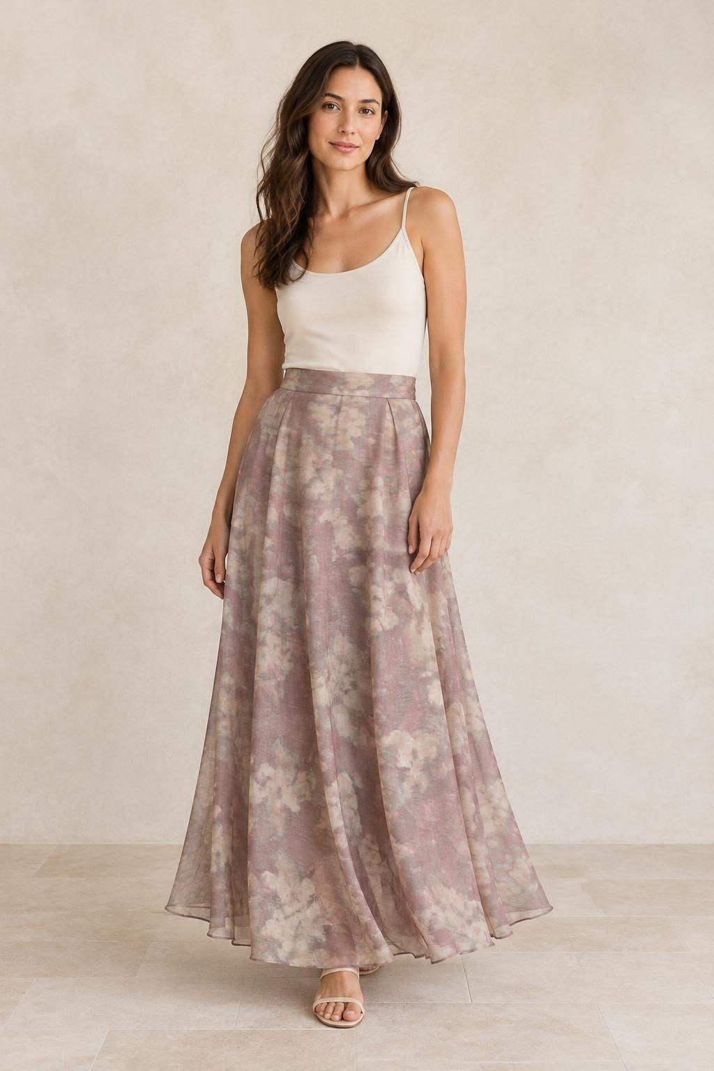 Inspiration La jupe avec le tissu Voile gaze de viscose, motif abstrait bohème rose et beige