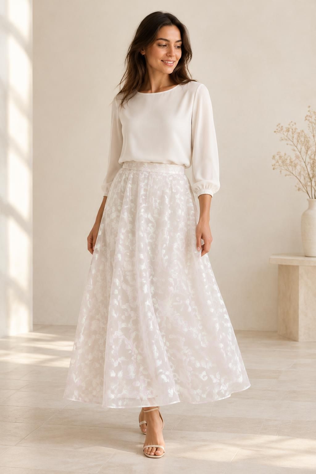 Inspiration La jupe avec le tissu IRISA - Organza jacquard polyester motif arabesque