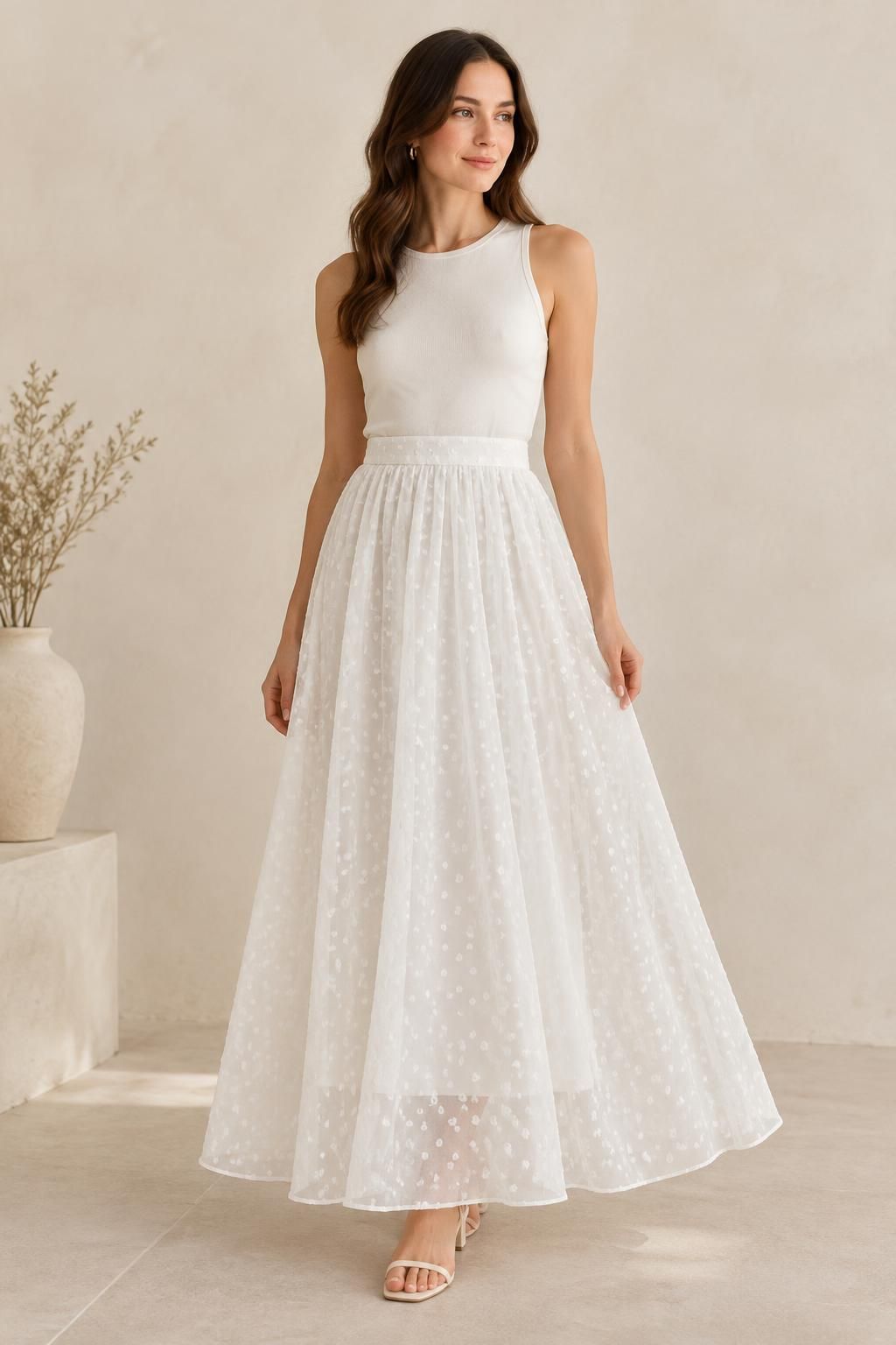 Inspiration La jupe avec le tissu CELESTE - Voile de polyester plumetis
