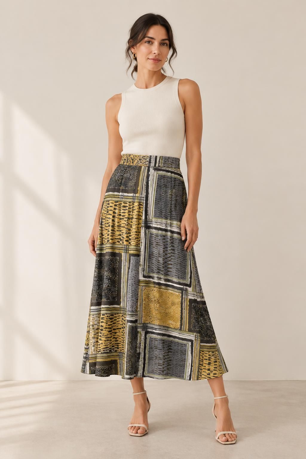 Inspiration La jupe avec le tissu Crêpe de polyester léger, motif patchwork géométrique